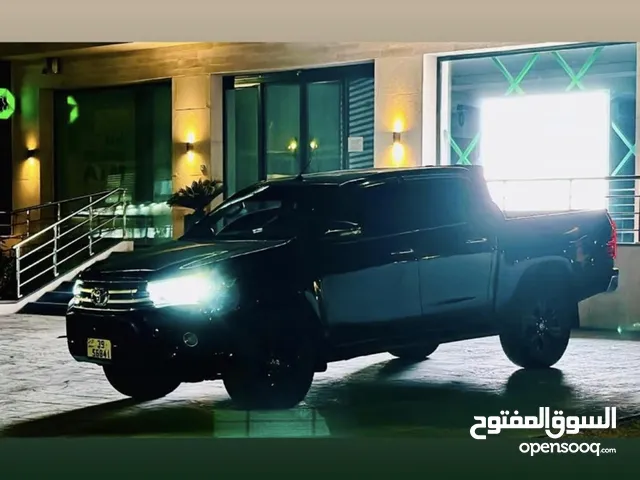 Used Toyota Hilux in Zarqa