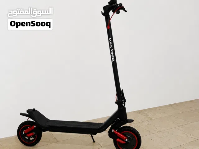 عرض العيد : سكوتر كهربائي بحالة الوكالة مع الكرتون و الشاحن و الكفالة ( اقرأ الوصف مهم )