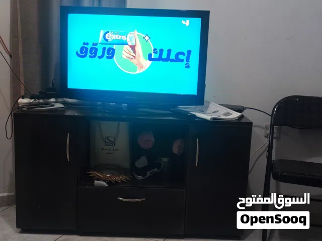 شاشة سامسونج عادي 43 بوصة مع طاولة وريسيفر