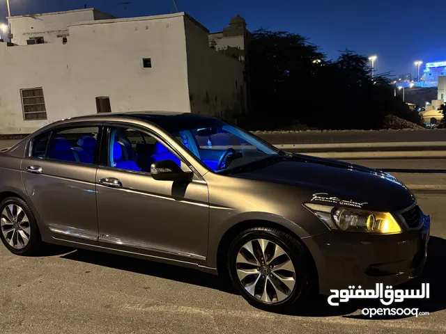Honda accord 2009 v4 full option