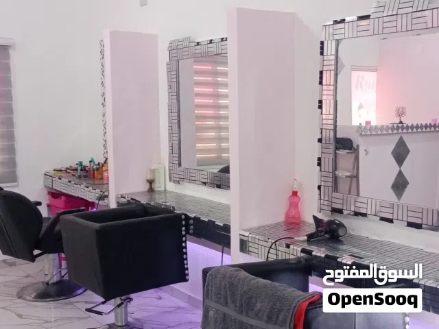 عدة صالون حلاقة ستاتي للبيع