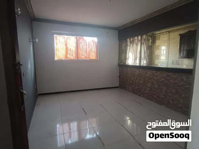 155 m2 3 Bedrooms Apartments for Sale in Giza Sheikh Zayed