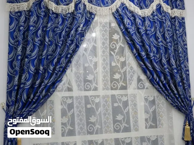 يوجد ثلاثه الف ستاره مترين عرض مترين ونصف ارتفاع فردتين مع الحديد
