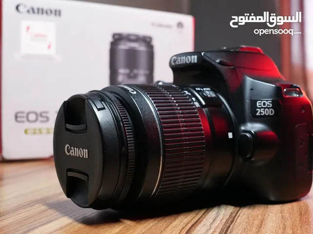 للبيع: كاميرا Canon EOS 250D بحالة ممتازة