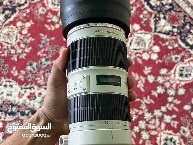 عدسه كانون 70-200 الاصدار الثاني شبه جديده حرفياً