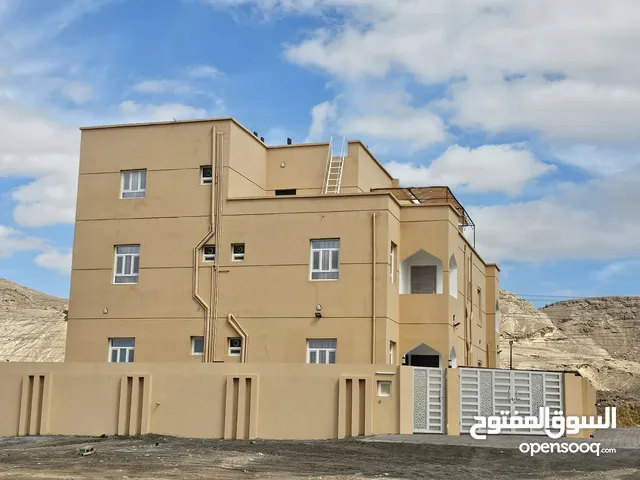 3 Floors Building for Sale in Al Dhahirah Ibri