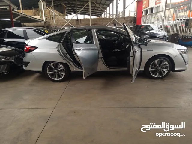 Used Honda Clarity in Zarqa