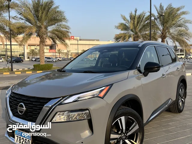 Used Nissan Rogue in Muscat