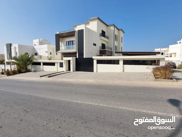 800 m2 More than 6 bedrooms Villa for Sale in Muscat Bosher