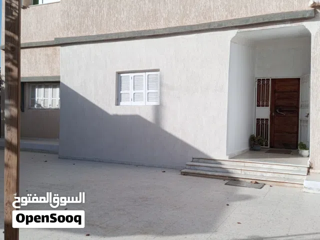 500 m2 More than 6 bedrooms Villa for Sale in Tripoli Janzour