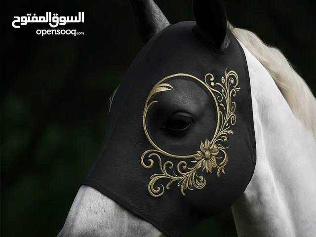 اكتشفوا مجموعتنا اليوم واجعلوا حصانكم يبرز بين الجميع بفخامة لا تضاهى! تصميم لوك جديد