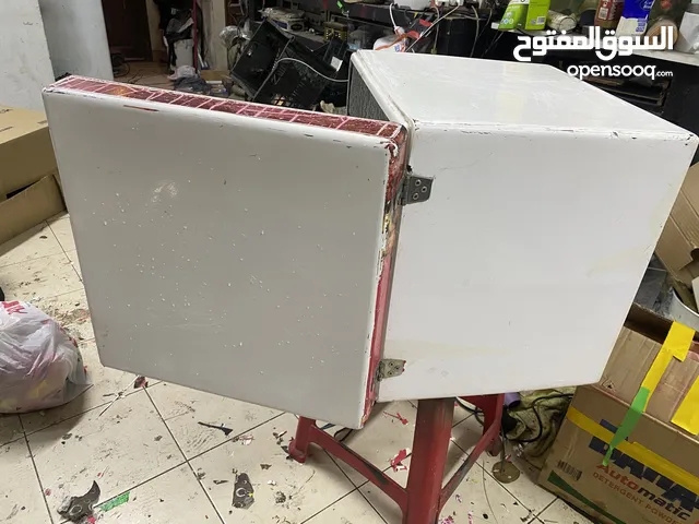 Delivery box very good condition fiber protecting from inside and very good special price