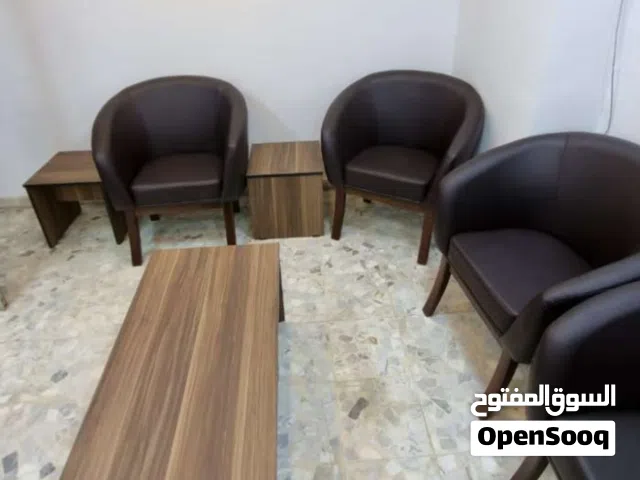 للبيع 7 مقاعد