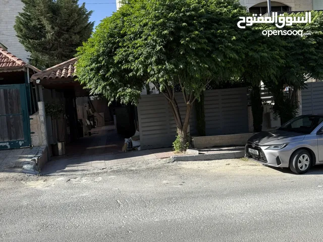 شقة صغيرة غرفتين الجندويل خلف فندق لارسا من المالك