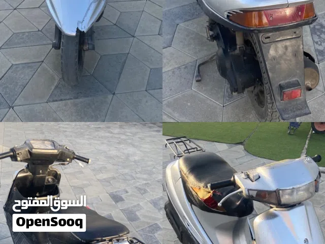 2021 Suzuki Addresa