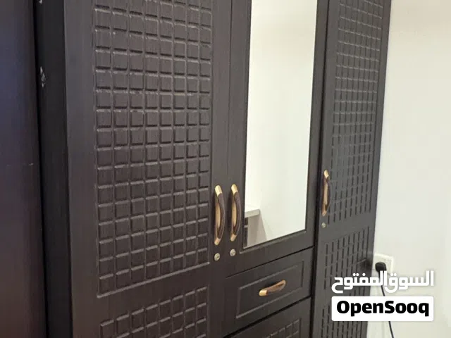 خزانه مع 2 كومدينه closet wardrobe with 2 nightstands