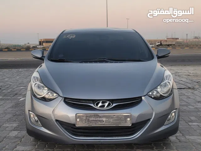 هيونداي افانتي 2011