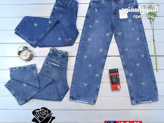 Girls Other in Aleppo