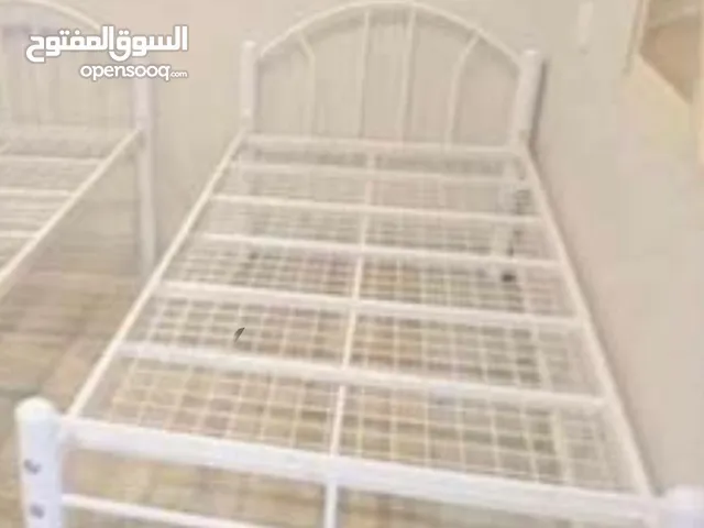 للبيع سرير حديد
