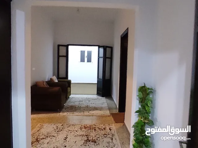 100 m2 3 Bedrooms Apartments for Rent in Benghazi Dollar