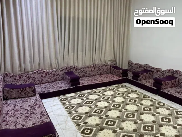 فراش عربي لون بنفسجي للبيع