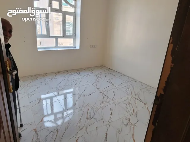 90 m2 3 Bedrooms Apartments for Rent in Sana'a Al-Huthaily