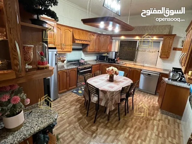 شقة فارغة - الرابية - 3نوم1ماستر - 190م