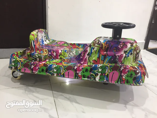 للبيع سكوتر ارضي كريزي كار شغاله فوق الممتاز