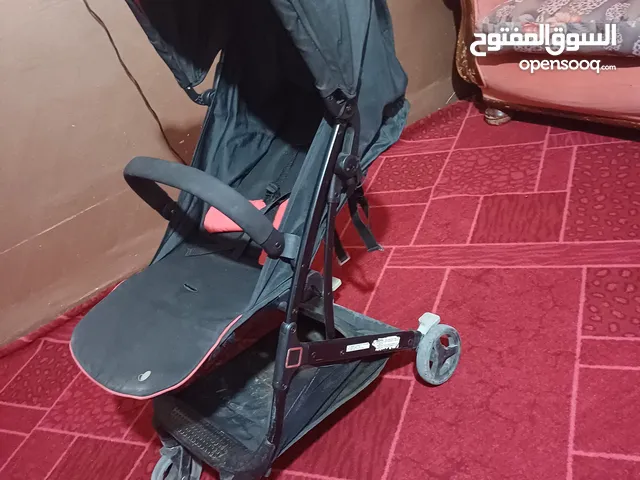 عرباية أطفال أمريكية evenflo