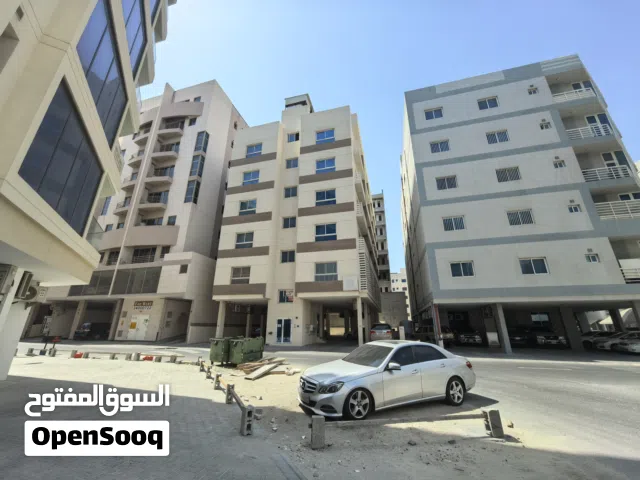 200 m2 5 Bedrooms Apartments for Sale in Muharraq Hidd