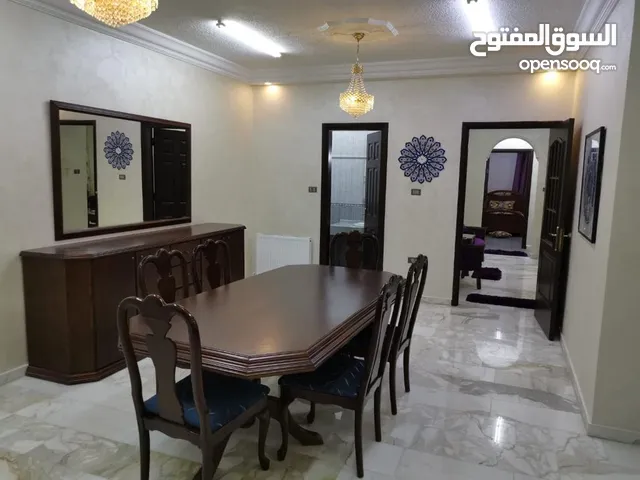 200m2 3 Bedrooms Apartments for Rent in Amman Medina Street
