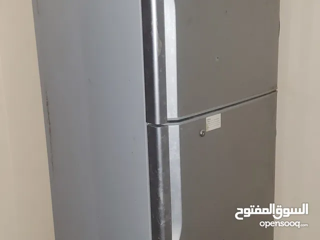 ثلاجة هيتاتشي ياباني شبه جديد