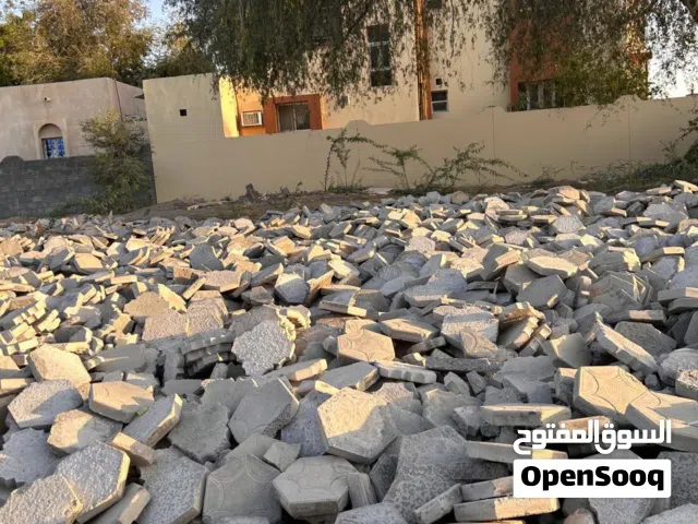 انترلوك مستخدم كميه كبيره بمبلغ جدا رمزي