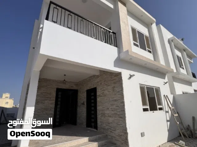 SR- AS- 136 توين فيلا للبيع في المعبيلة الثامنة