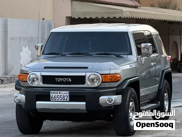 Used Toyota FJ in Northern Governorate