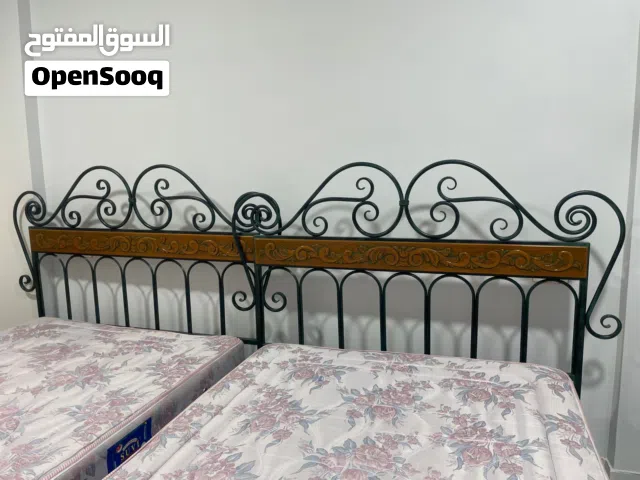 سرير حجم نفر ونص مع الدوشك Small Double  bed with Mattress