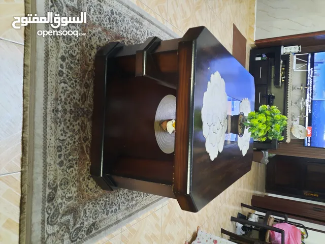 لون بني خشب