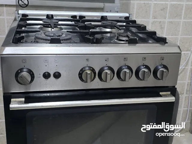 طباخ ماركة ديكسون ايطالي 30 دينار بدون اسطوانة مع أسطوانة الغاز 40 دينار بحالة ممتازة