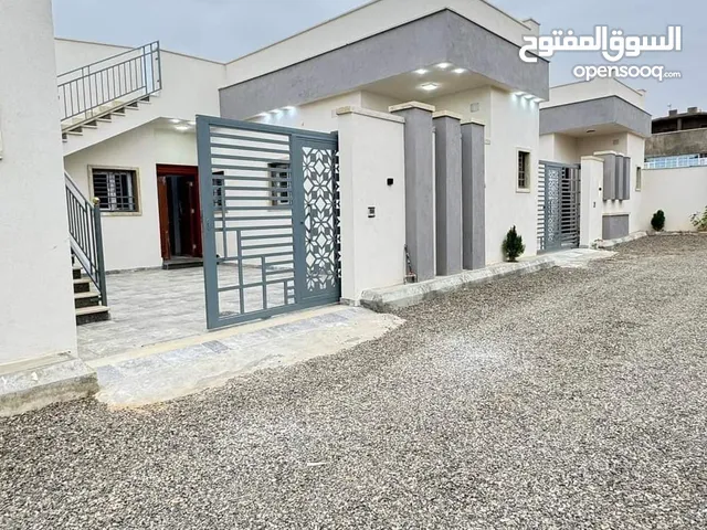 140 m2 3 Bedrooms Townhouse for Sale in Tripoli Khallet Alforjan