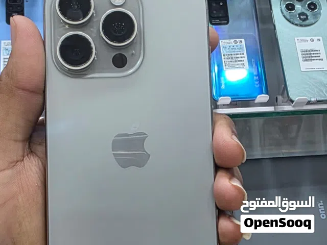ايفون16 برو  مستخدم نظيف كرت  سعر عرطه