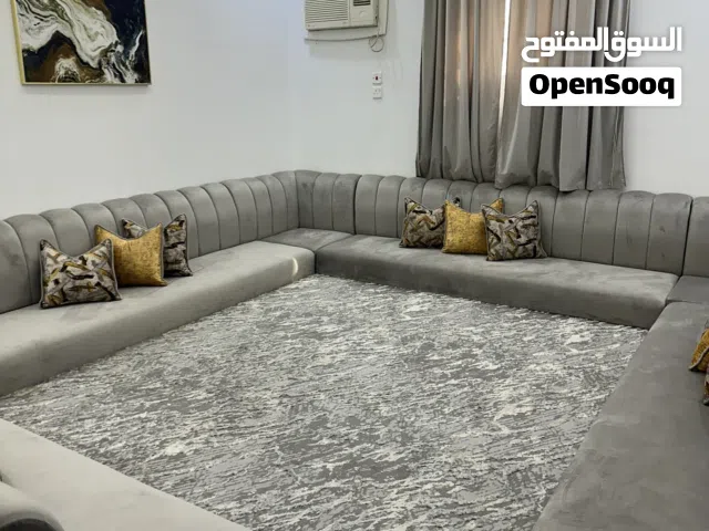 باطرما غرفه جلوس نظيف جدا