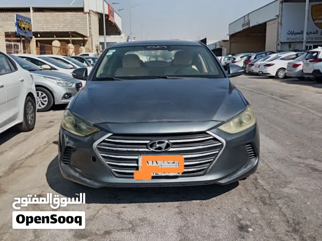 Elantra 2018
