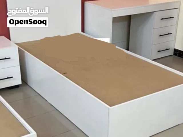 جرباية مامستعمله هواي طولها 180 مع عرض 60 مع دوشك خشب صاج اصلي للبيع مراسلة على الخاص