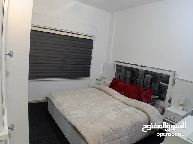 95 m2 3 Bedrooms Apartments for Rent in Zarqa Jabal Tareq
