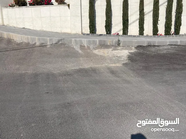 مطلوب اراضي وشقق عمان الغربيه السلط مسحات كبيرة للأراضي