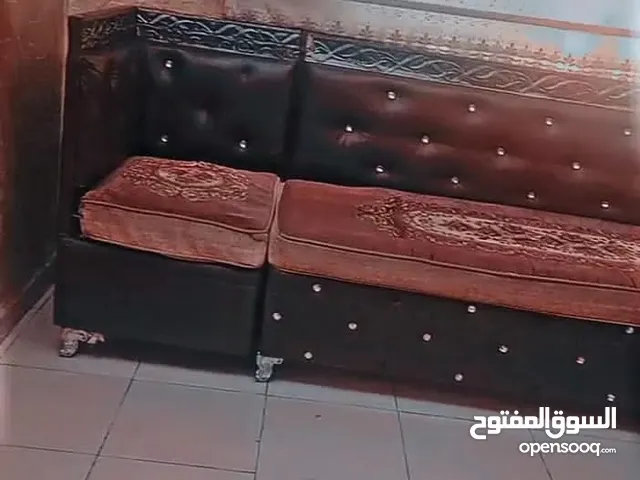 طقم خشب جلد مع وجهين للبيع