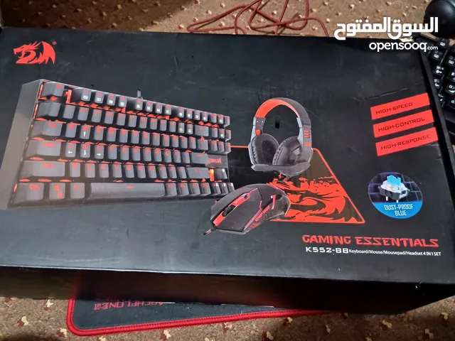 مجموعة جيمينج كيبورد ميكنيكي وماوس وسماعة وماوس باد