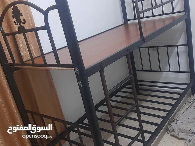تختين حديد مستعمل بحالة ممتازة