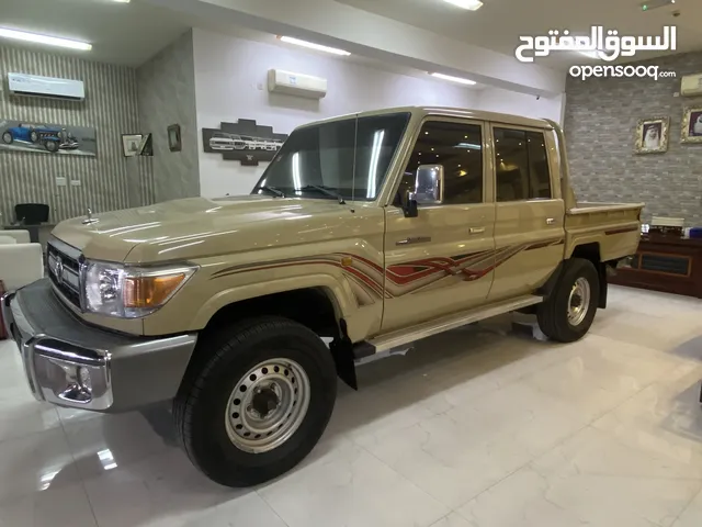 تويوتا شاص كلوزر 2019 قمارتين خليجي الفطيم نظيفة جداً صبغ وكالة بحالة الوكالة