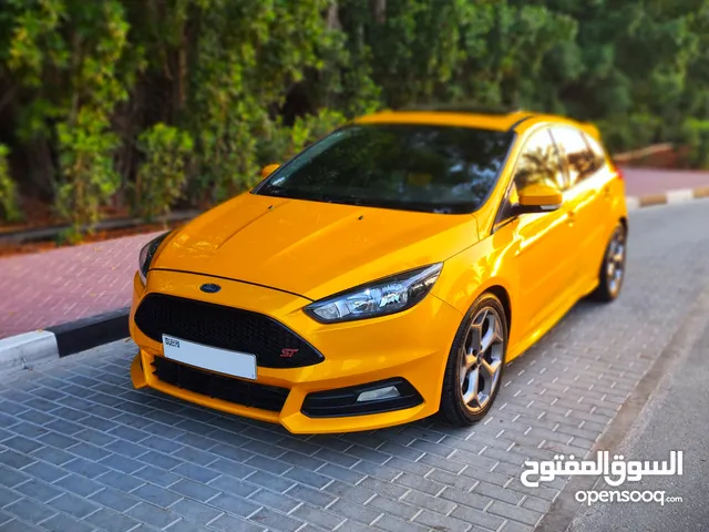 First Owner - GCC - SYNC 3 - Ford Focus ST 2016